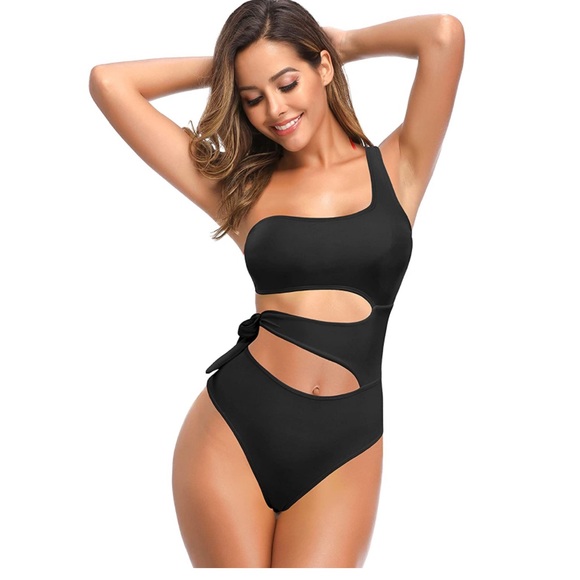 Cut out One Shoulder Black Monokini - Picture 1 of 4